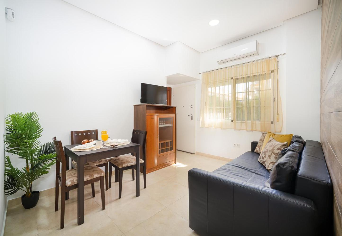 פואנגירולה Precioso Apartamento Junto A La Playa 3 מראה חיצוני תמונה